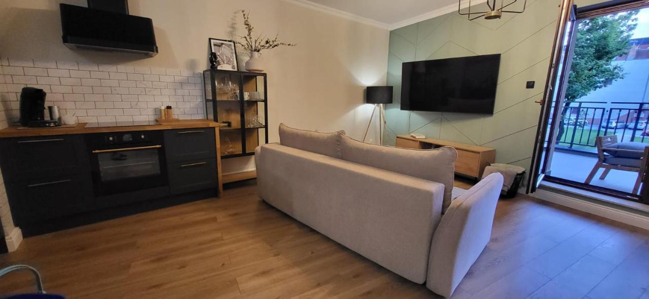 אלבלאג Komfortowy Apartament Przy Bramie Targowej Z Tarasem- Old Town מראה חיצוני תמונה